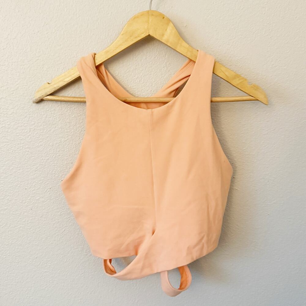 TEMPLATE - Picture 3 of 6